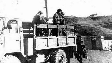 54 gün mühasirədə