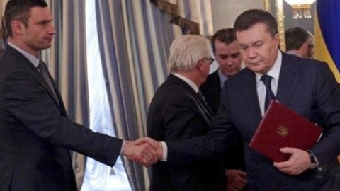 Prezident Yanukoviç Ukraynadan qaçıb - İDDİA