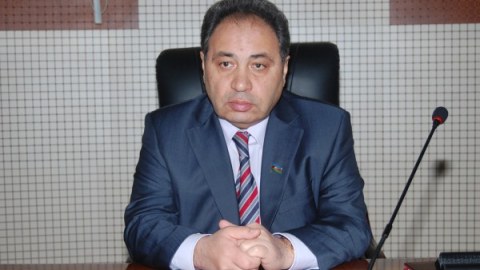 Abel Məhərrəmovdan tələbələrə güzəşt - BDU-da imtahan balı 17-yə salındı