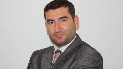 Türkiyədə telefonu dinlənilən azərbaycanlı DANIŞDI: “Bu, Fətullah Gülənin kriminal dəstəsinin şantajıdır” 