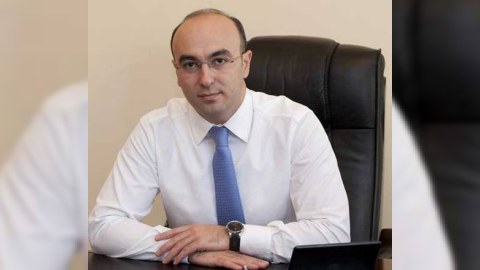 Elnur Aslanov nurçulardan danışdı 