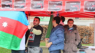 Erməni tələbə “Xocalıya ədalət” kampaniyasına dəstək verib - FOTOLAR