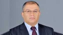 Sahib Alıyev: “Ordan Azərbaycanın yox, Ermənistan bayrağını assaydın, yaxşı olardı”