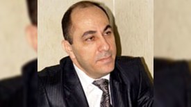 Adil Qeybulla Qubad İbadoğlunu başqanlığa daha güclü namizəd sayır