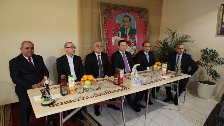 Nazir müavinləri 8 Marta görə Qocalar evinə getdilər - FOTOLAR