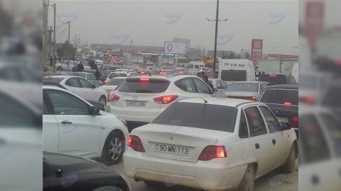 Bakı-Sumqayıt yolunda yenə tıxac...