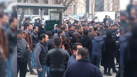Metroda ticarətlə məşğul olanlar aksiya keçirdilər - YENİLƏNİB+ FOTOLAR