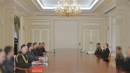 İlham Əliyev türk komandanı qəbul edib