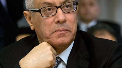 Keçmiş baş nazir qaçdı