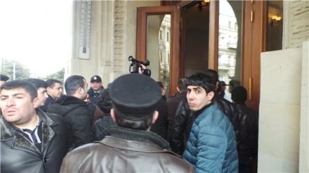 Hacıbala Abutalıbov metro ticarətçiləri ilə razılığa gəlmədi-FOTOLAR