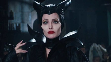 Angelina Coli cadugər oldu -FOTOLAR+VİDEO