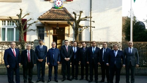 Azərbaycanın 9 icra başçısı xaricə aparılıb - FOTO