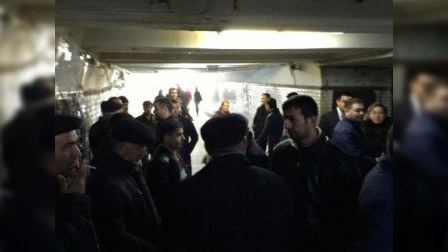 “Neftçilər” metrostansiyasında ticarətçilər aksiyaya qalxdılar - FOTOLAR - YENİLƏNİB
