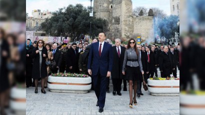 İlham Əliyev və xanımı Novruz bayramı münasibətilə keçirilən şənlikdə - FOTO