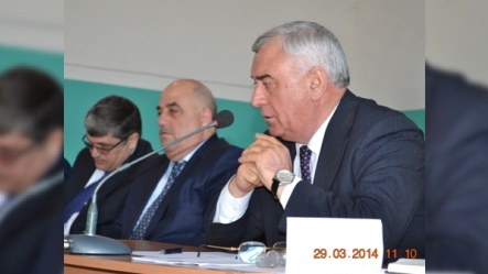 İcra başçısı məmurları prezidentdən nümunə götürməyə çağırdı