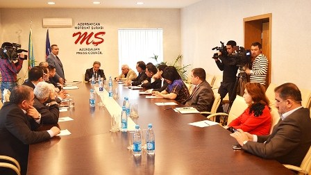 Mətbuat Şurası qəzet yayımına dair təklifləri prezidentə təqdim edib - FOTO