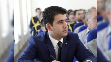 Gəncənin deputatı: “Perspektivli gəncləri sıradan çıxarmağa çalışanlar var” 