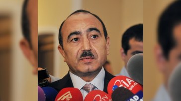 Əli Həsənov Azərbaycandakı “nurçular” və vəhhabilərdən danışdı: “Güclənməyə çalışırlar”