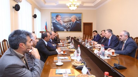 Əli Həsənov Azərbaycana qarşı ədalətsizlikdən danışıb