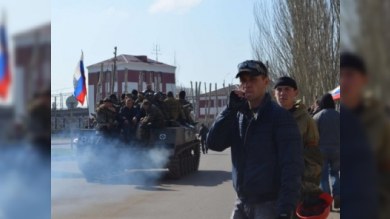 Turçinov Ukrayna hərbçilərini qorxaq adlandırdı 