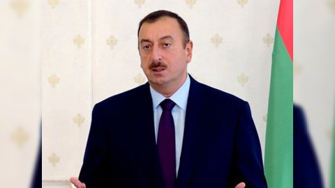 İlham Əliyev xristianları təbrik etdi