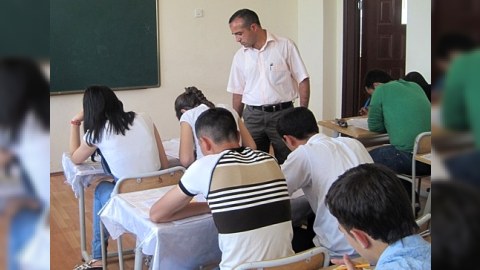 TQDK 49066 abituriyent üçün sınaq imtahanı keçirir