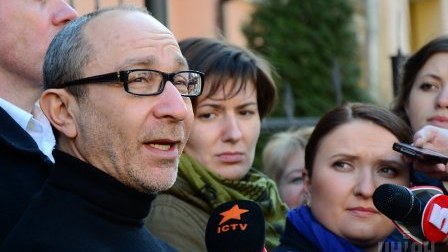 Meri arxadan vurdular