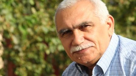 Məti Osmanoğlu: “Bizim şairləri ancaq türk dillərinə tərcümə etmək olar”