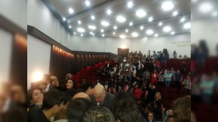 Çingiz Abdullayev Şəmkirdə oxucuları ilə görüşür
