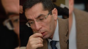 Qulu Ağsəs ilk “Ulduz”unu təhvil verdi