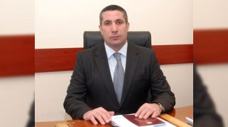 Siyavuş Novruzov: “Ermənistana gedənlər Azərbaycan vətəndaşlığından məhrum edilsin”