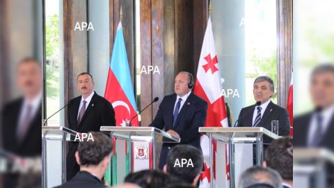 Üç prezidentdən Kiyevə rəsmi DƏSTƏK: “Ərazi bütövlüyü toxunulmazdır”