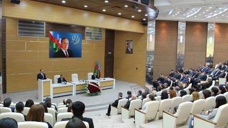 Elman Mehdiyev:” Dövlət quruculuğunun başlıca elementi sosial rifahdır”          