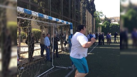 Şou-biznes nümayəndələri  ilə deputatlar futbol oynadılar - FOTOLAR