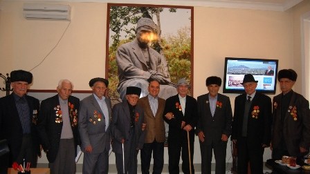 Şamaxının deputatı müharibə veteranlarını təbrik etdi 