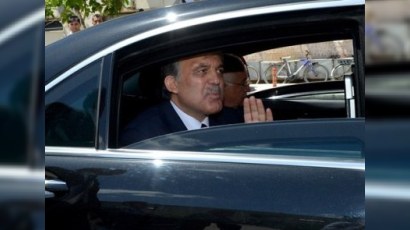 Türkiyə prezidenti faciə baş verən qəsəbəyə gedib