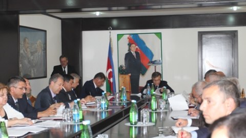 Nazir kollegiya iclasında nöqsanları müzakirə etdi
