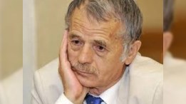  Mustafa Cəmilov Krıma getməyəcək