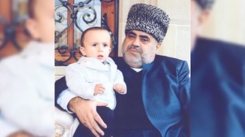 Allahşükür Paşazadənin oğlu elmi ad almağa hazırlaşır - ÖZƏL