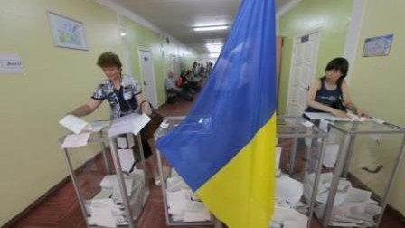 Ukrayna seçkilərin ikinci turundan İMTİNA etdi 