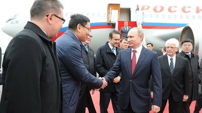 Putin Qazaxıstana gəldi - FOTO