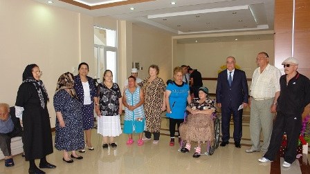 Qocalar pulsuz tibbi müayinədən keçdilər - FOTO