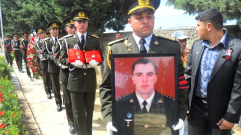 Şəhidlərin dəfnindən FOTOLAR