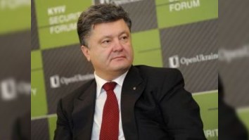 Poroşenko genişmiqyaslı amnistiyaya hazırlaşır 