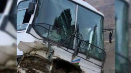 Bakıda iki sərnişin avtobusu toqquşub, 12 yaralı var