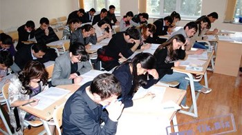 İlk buraxılış imtahanları keçirilir