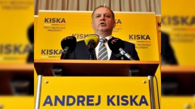 Prezident maaşından imtina etdi 