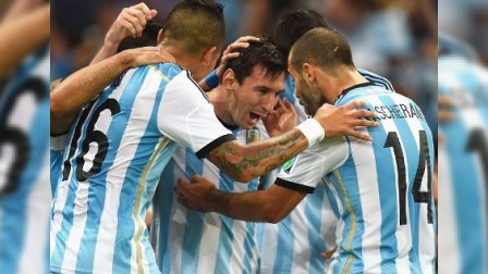 Dünya Çempionatı-2014: Daha üç oyun, üç qələbə