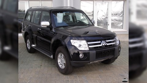 “Mitsubishi”nin rəsmi dilerindən maşın almayın 