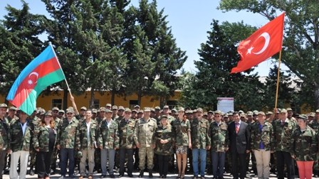 Türkiyədən və İraqdan gəlmiş 20 nəfərlik nümayəndə Tovuzda ön cəbhədə - FOTO